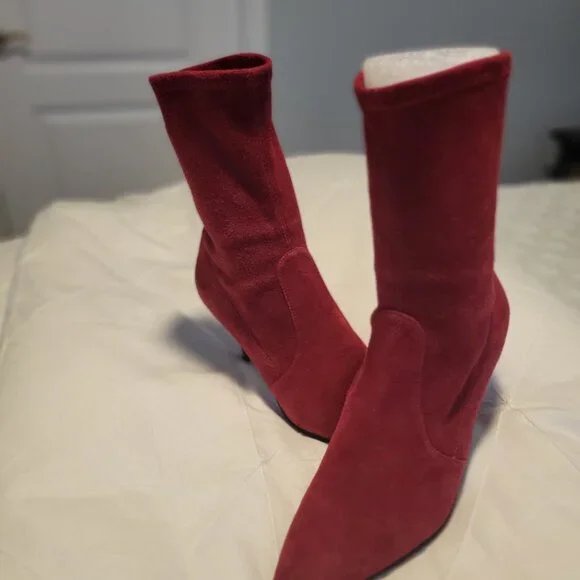 Stuart Weitzman Cling Booties - Picture 6 of 11